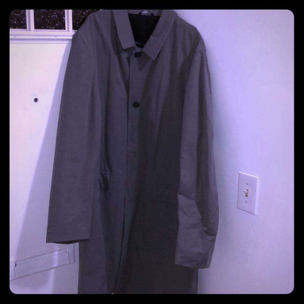 DKNY Men’s trench coat
